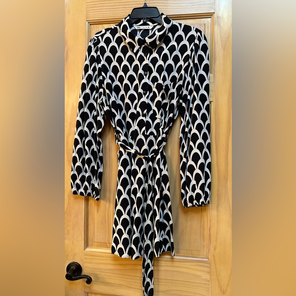 Zara Black and White Long Sleeve Mini Dress/Tunic